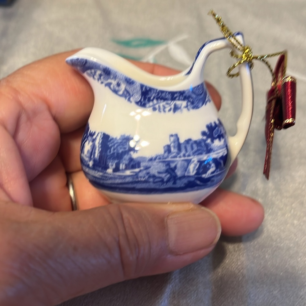 Spode Blue Italian Ornament Set - Picture 2 of 5